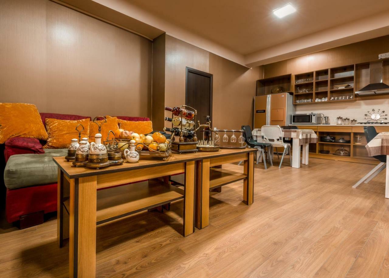 Aygestan Hostel Ереван Экстерьер фото